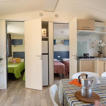 Sereno Camping Holiday Moniga del Garda 外观 照片