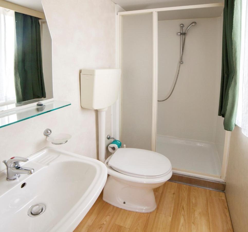 Sereno Camping Holiday Moniga del Garda 外观 照片