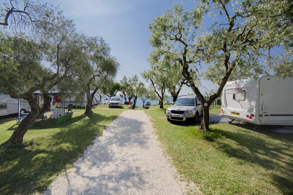 Sereno Camping Holiday Moniga del Garda 外观 照片